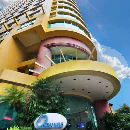 Oxford Suites Makati