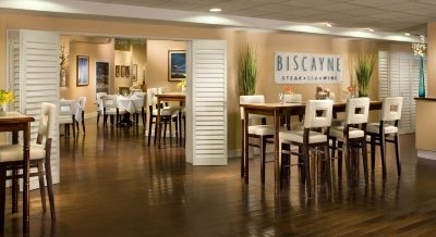 レストラン トロピカーナ ラスベガス ア ダブルツリー バイ ヒルトン ホテル＆リゾートの写真