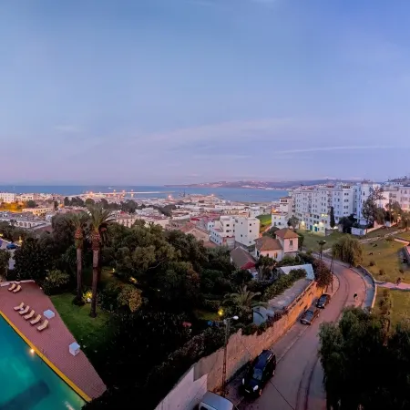 El Minzah Hotel