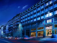Hotel Cavour Hotels near Turati Station