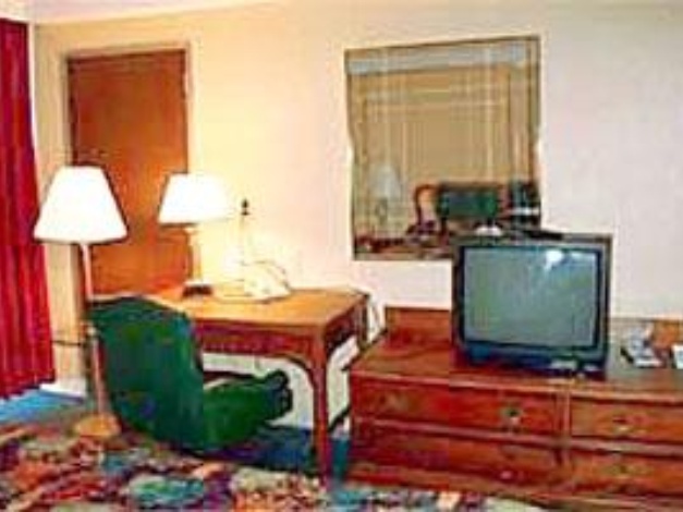 Travel Inn Petersburg Fort Lee