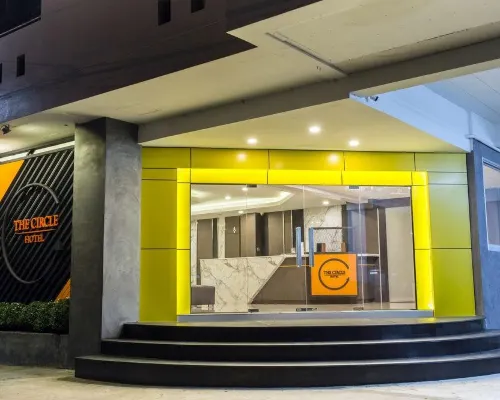 The Circle Hotel Отели рядом с достопримечательностью «Ночной базар»