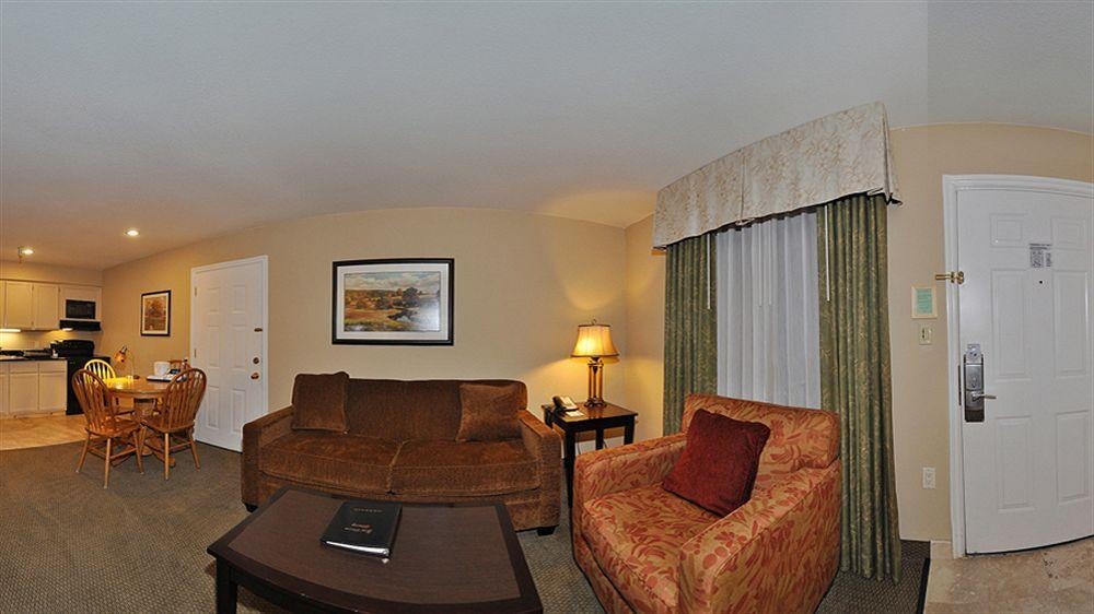 Best Western Plus Meridian Inn & Suites, Anaheim-Orange