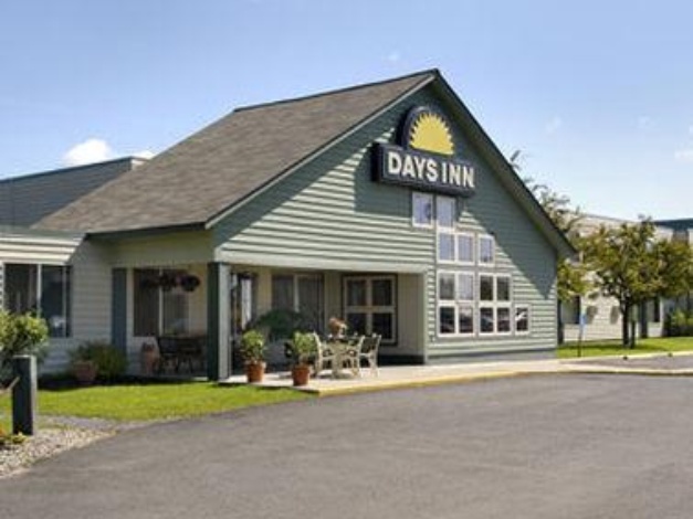 Days Inn by Wyndham International Falls