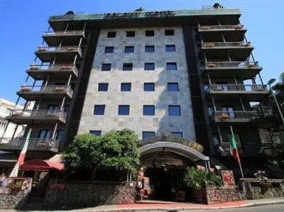 Grand Hotel Colony Hotels near Settebagni