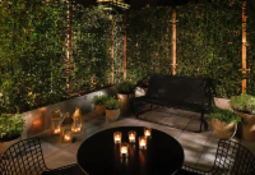 シー コンテナーズ ロンドン フリート・ストリート周辺のホテル