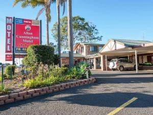 Allan Cunningham Motel -under New Management-