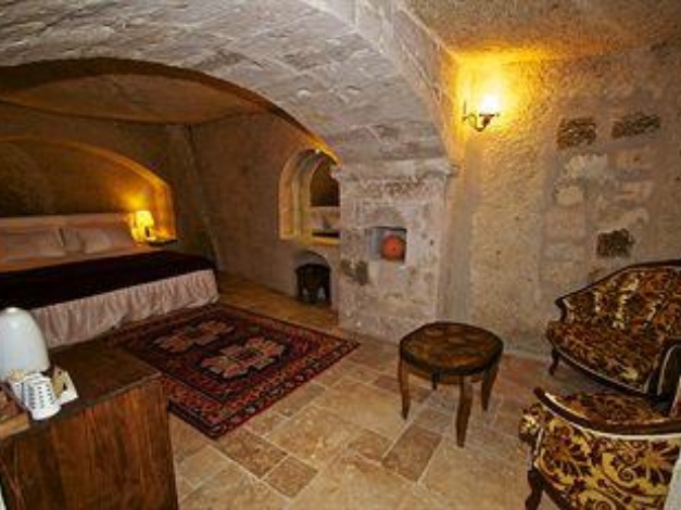 Grand Cave Suites