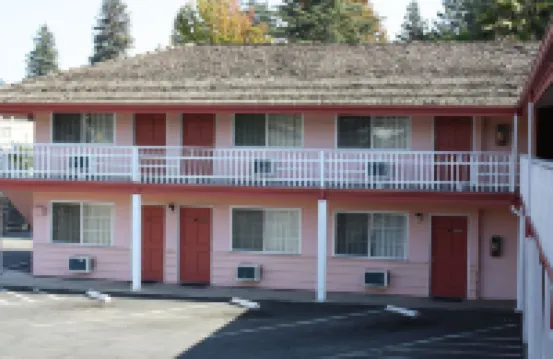 National 9 Motel