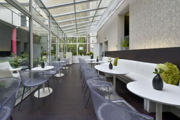 Hotel Le Quartier Bercy Square Отели в г. Париж