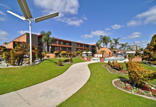 4. 베스트 웨스턴 ..