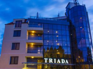 Triada Hotel