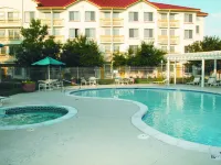 La Quinta Inn & Suites by Wyndham Denver Tech Center - プール