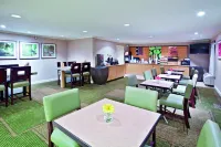 曼斯費爾德拉昆塔溫德姆套房飯店 - 早餐