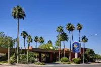 Royal Sun Inn & Suites