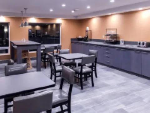 Quality Inn Hotels in Leamington