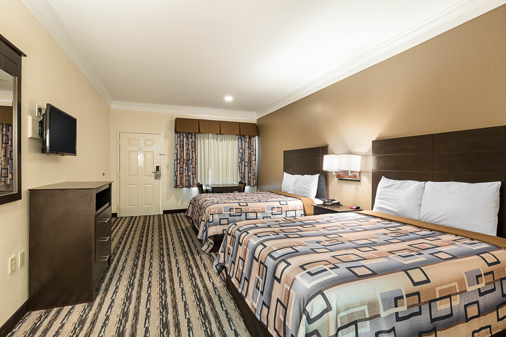 Red Roof Inn & Suites Houston - Humble/IAH Airport