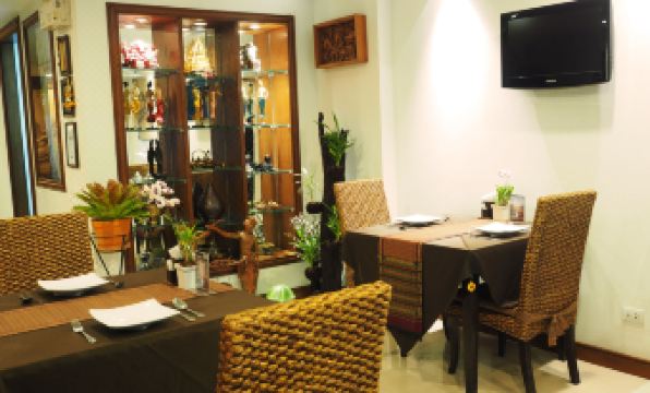 Baan Sukhumvit Soi 18