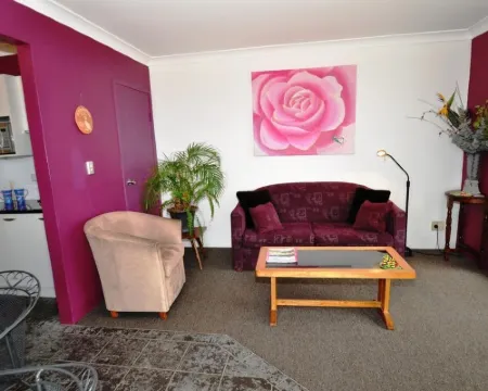 Beachfront Apartments Hotels in Narooma