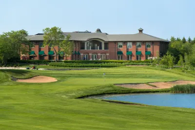 The Glen Club Hotels in Northbrook