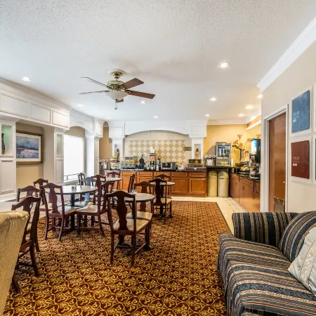 Quality Inn & Suites Evansville North