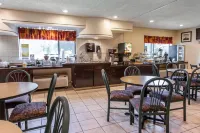 Quality Inn & Suites Lacey Olympia - breakfast