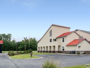 Econo Lodge Carrollton Smithfield