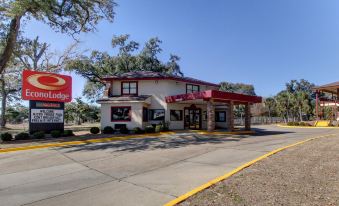 Twin Star Lodge