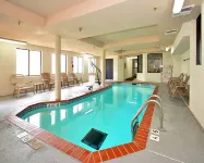 Demeure Hotels的The Douillet - 汽車旅館