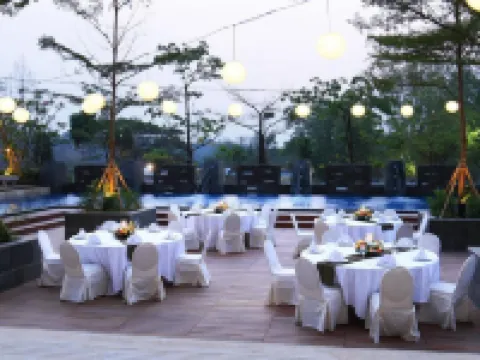 Delonix Hotel Karawang