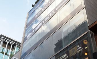 Ekonomy Hotel Myeongdong Premier