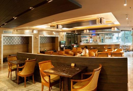 Grace Hotel Bangkok Over view