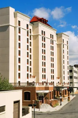 Hampton Inn & Suites Albany-Downtown Hotels in 