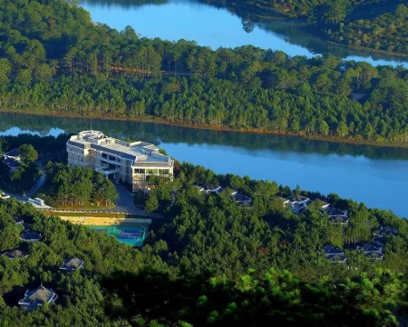 Dalat Edensee Lake Resort & Spa Hotels in Dalat
