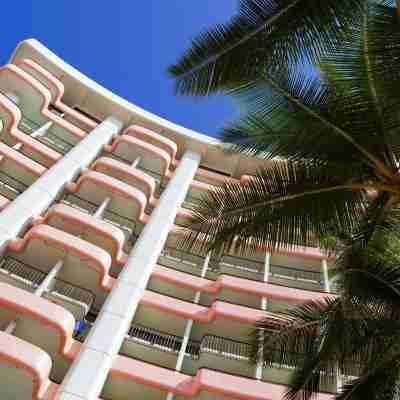 The Royal Hawaiian, A Luxury Collection Resort, Waikiki Hotel Exterior