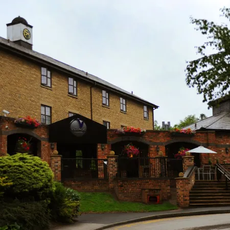 Village Hotel Liverpool Отели рядом с достопримечательностью «Зал Спик»