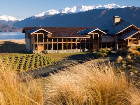 Fiordland Lodge