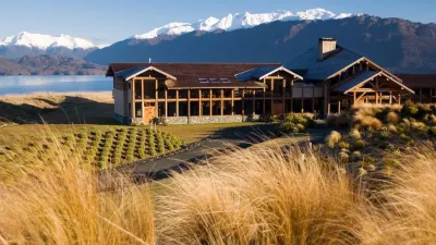 Fiordland Lodge Hotels in 