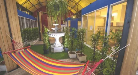 古勒中央普拉圖南旅館