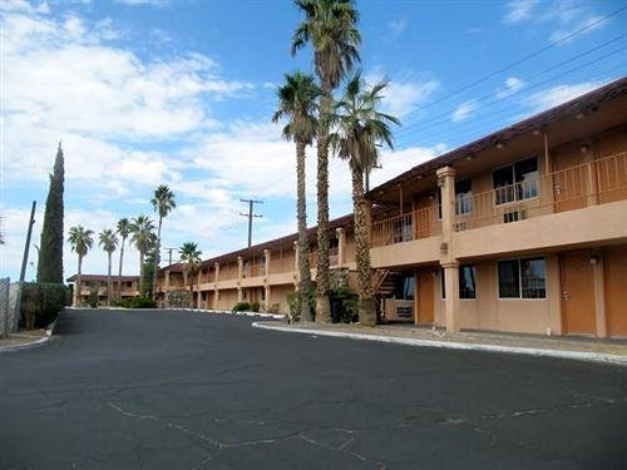 Economy Inn Barstow