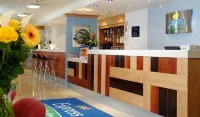 Holiday Inn Express London - Park Royal Hotels in North Acton