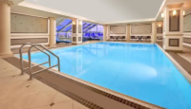 Sheraton Gateway Hotel in Toronto International Airport