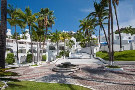 Las Hadas by Brisas Отели в г. Манзанилло