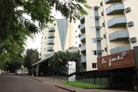 Hotel Portinari Centro Отели рядом с достопримечательностью «Igreja São Paulo Apóstolo»