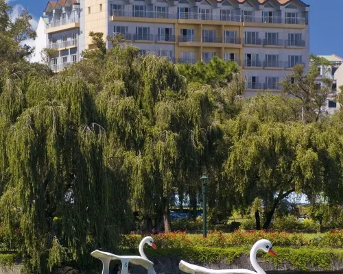Baguio Burnham Suites Hotels near Igorot Garden