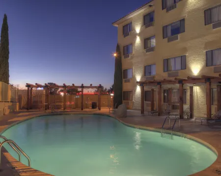 Best Western Plus at Lake Powell Отели в г. Пейдж