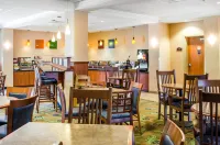 Comfort Suites Lancaster Amish Country