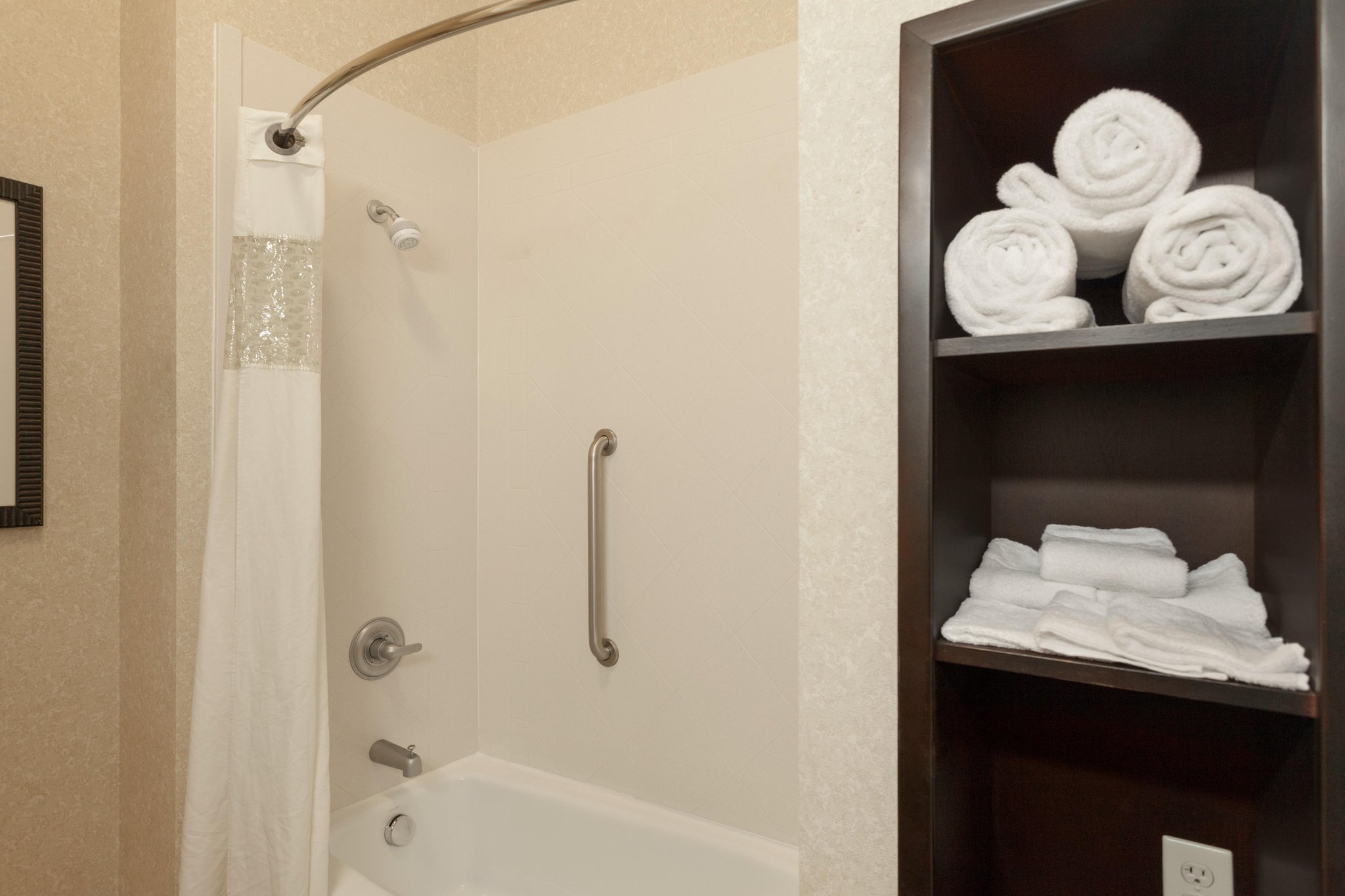 Hampton Inn Detroit Roseville