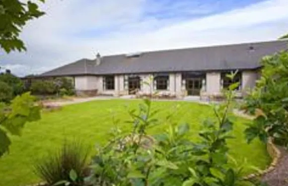 巴肯布勒斯酒店