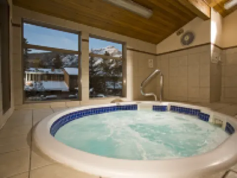 Red Carpet Inn Hotels in Banff